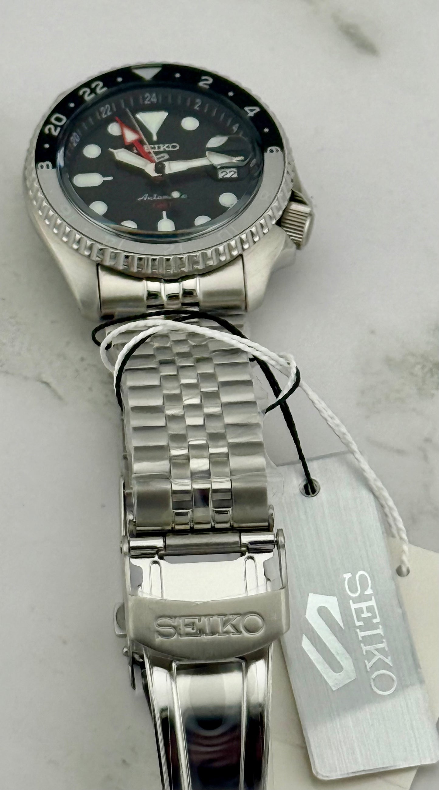 New Full-Set Seiko SSK001K1 “Black Grape A.K.A Bruce Wayne” 42.5 mm Auto GMT