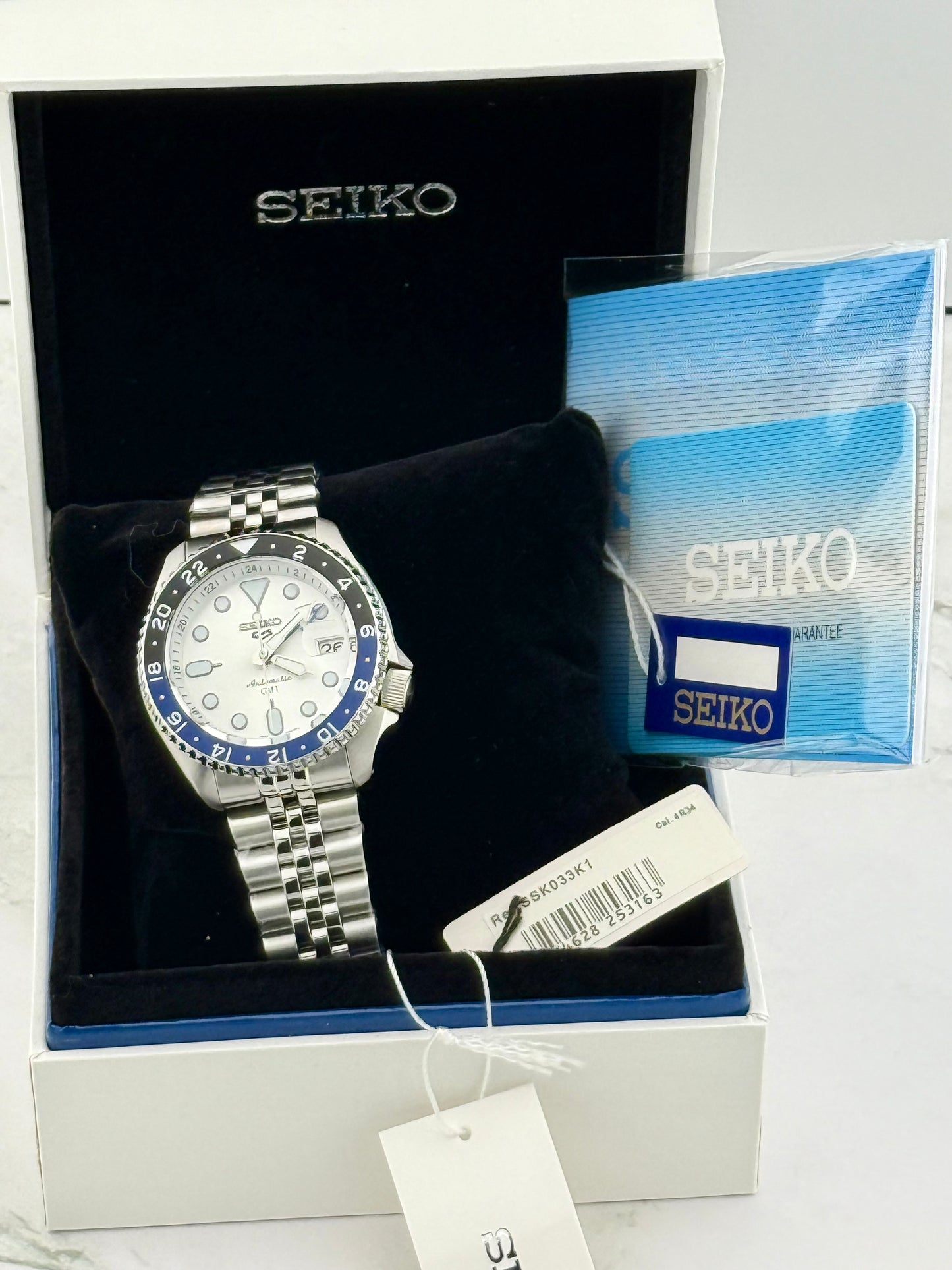 New Full-Set Seiko 5 Sports SSK033K1 42.5mm “A.K.A White Cloud” Automatic GMT