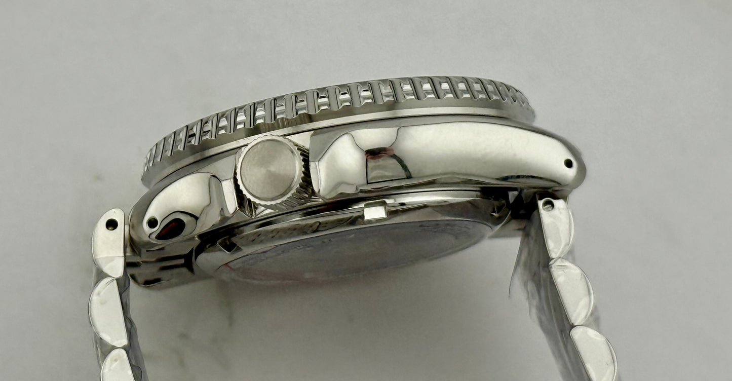 New Full-Set Seiko 5 Sports SSK033K1 42.5mm “A.K.A White Cloud” Automatic GMT