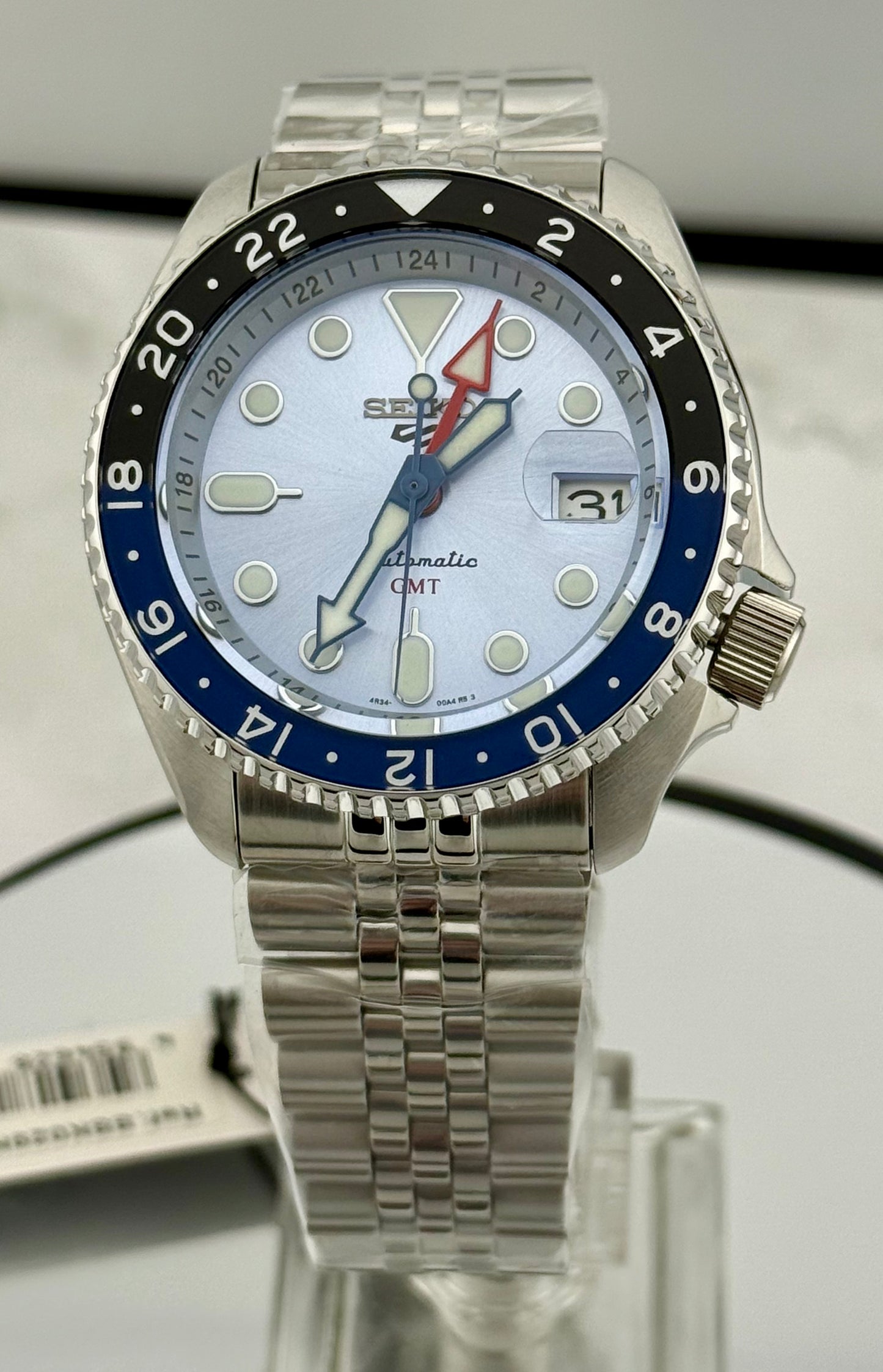 New Full-Set SSK029K1 Seiko 5 Sport Limited Edition GMT 42.5mm  “A.K.A Ice Blue”