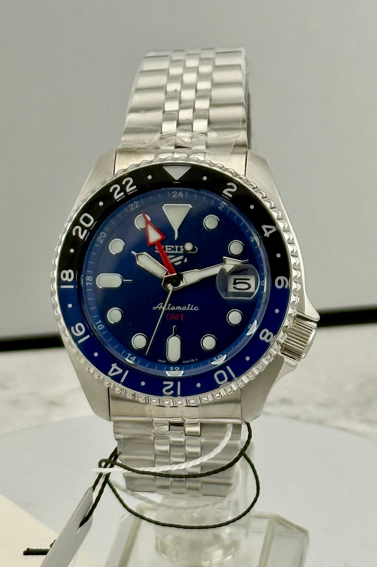 New Full-Set SSK003K1 Seiko 5 Sports GMT 42.5mm  “A.K.A Seiko Batman, Blueberry”