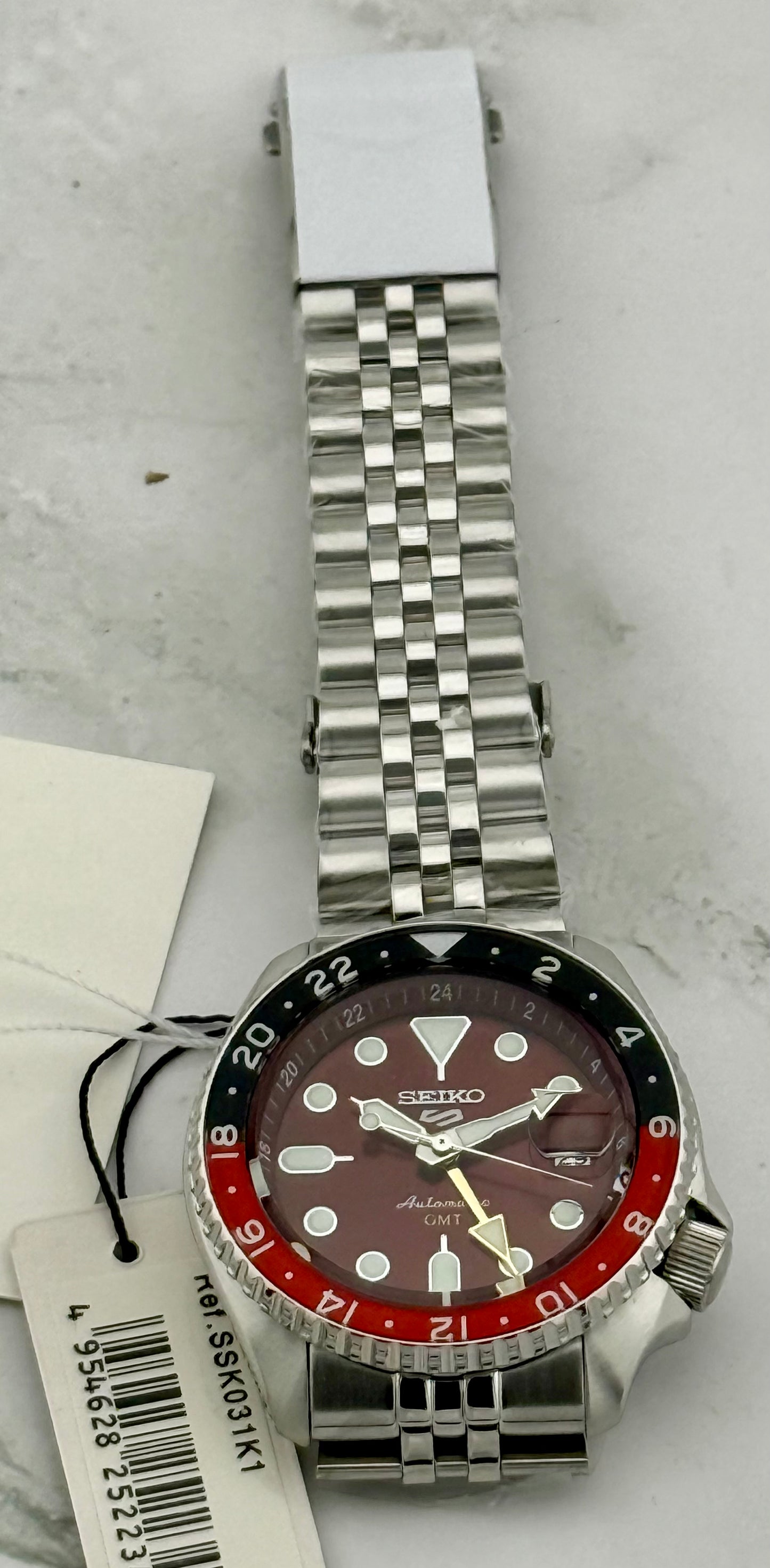 New Full‑Set 5 Sports SSK031K1 GMT  "A.K.A. Passion Red" Limited‑Edition Auto