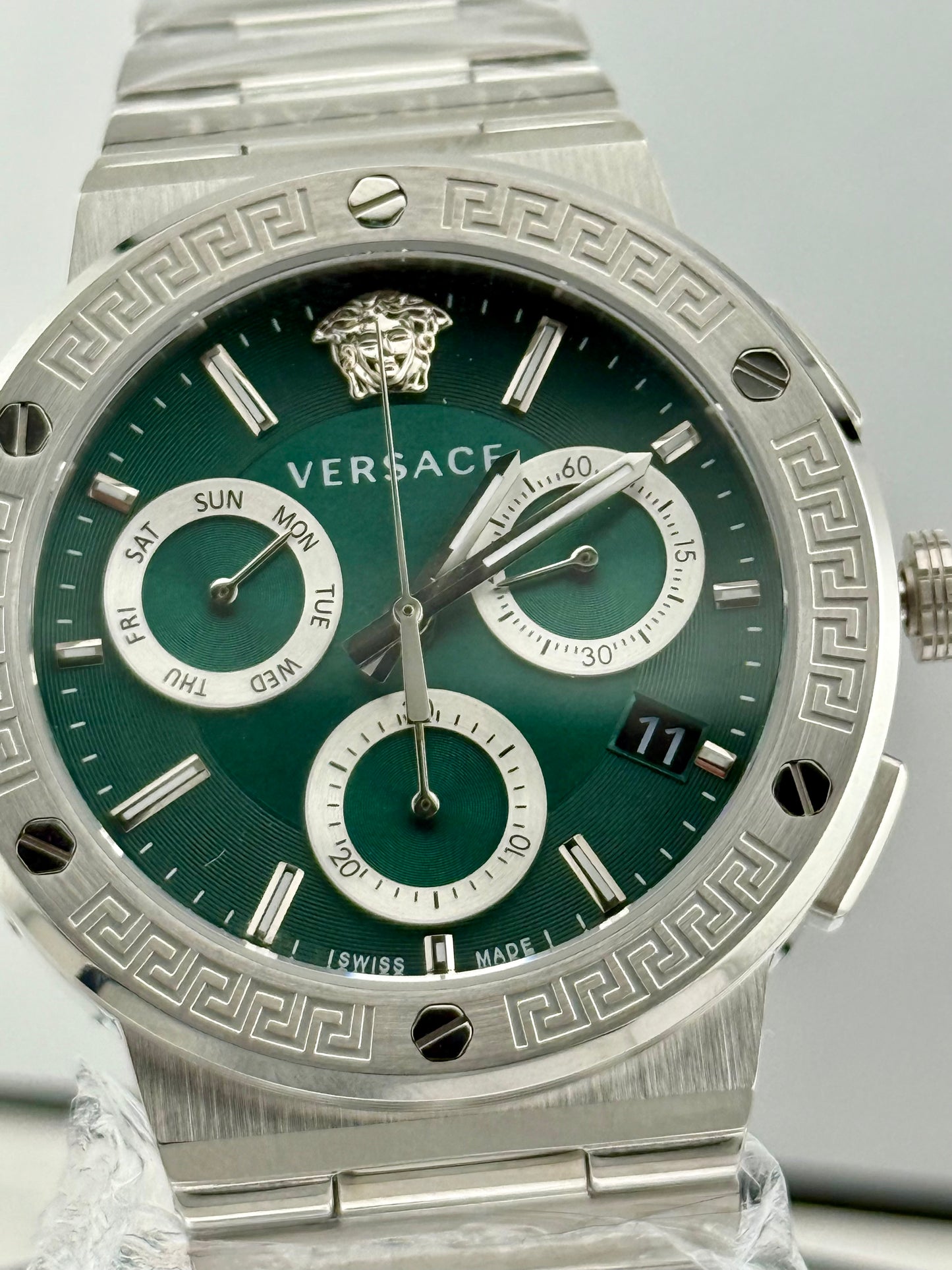 New Full-Set Versace  Greca Logo Chrono 43 mm Watch  Emerald Green Sunray Dial