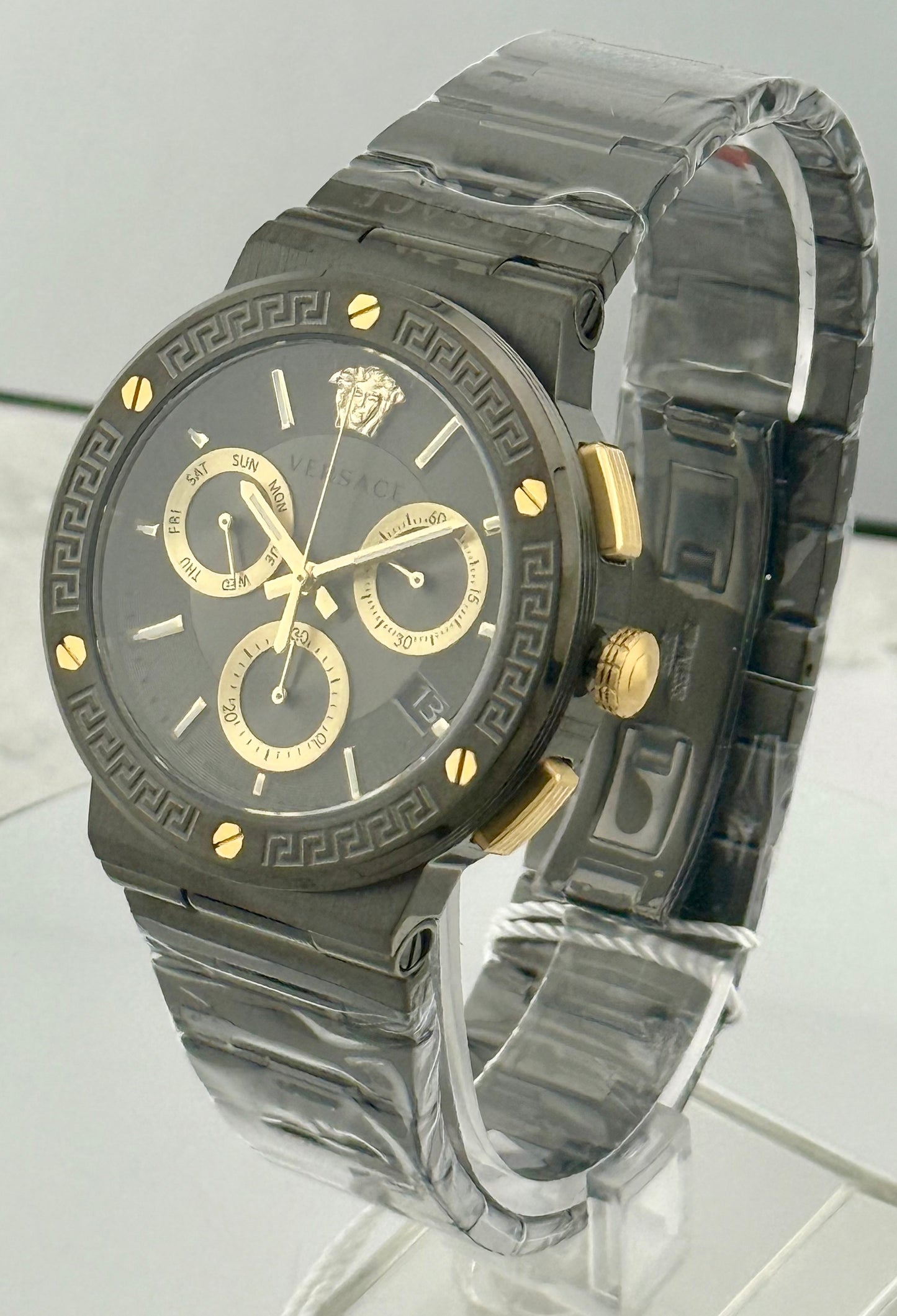 New Full-Set Versace Greca Logo Chronograph Quartz Grey Dial Men's Watch