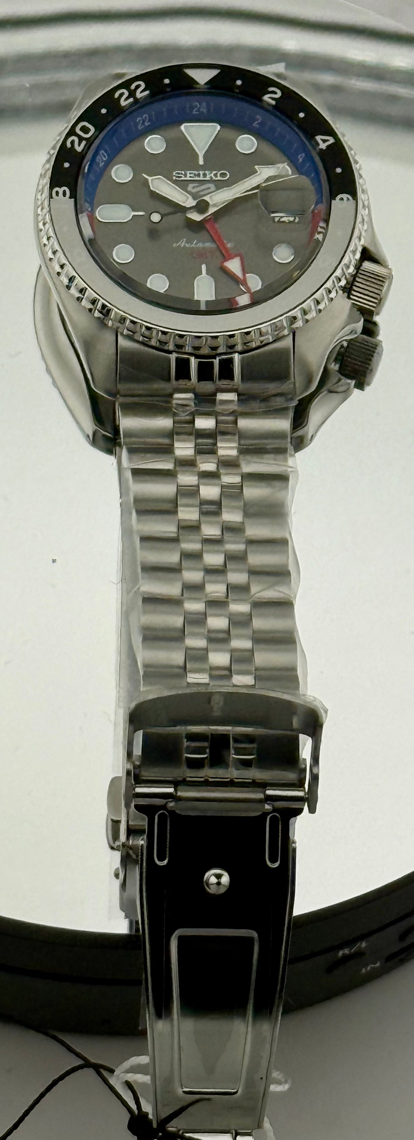 New Full-Set Seiko 5 SportsSSK019 GMT "A.K.A Diet Pepsi" – Made in Japan 42.5mm