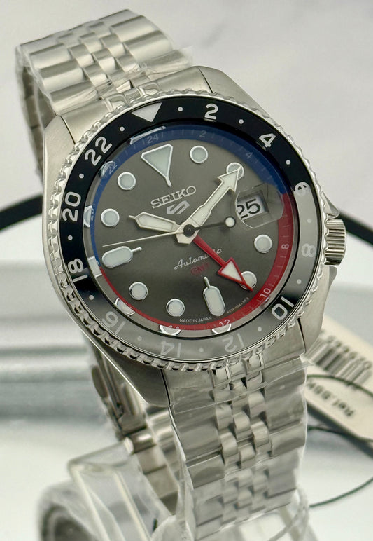 New Full-Set Seiko 5 SportsSSK019 GMT "A.K.A Diet Pepsi" – Made in Japan 42.5mm