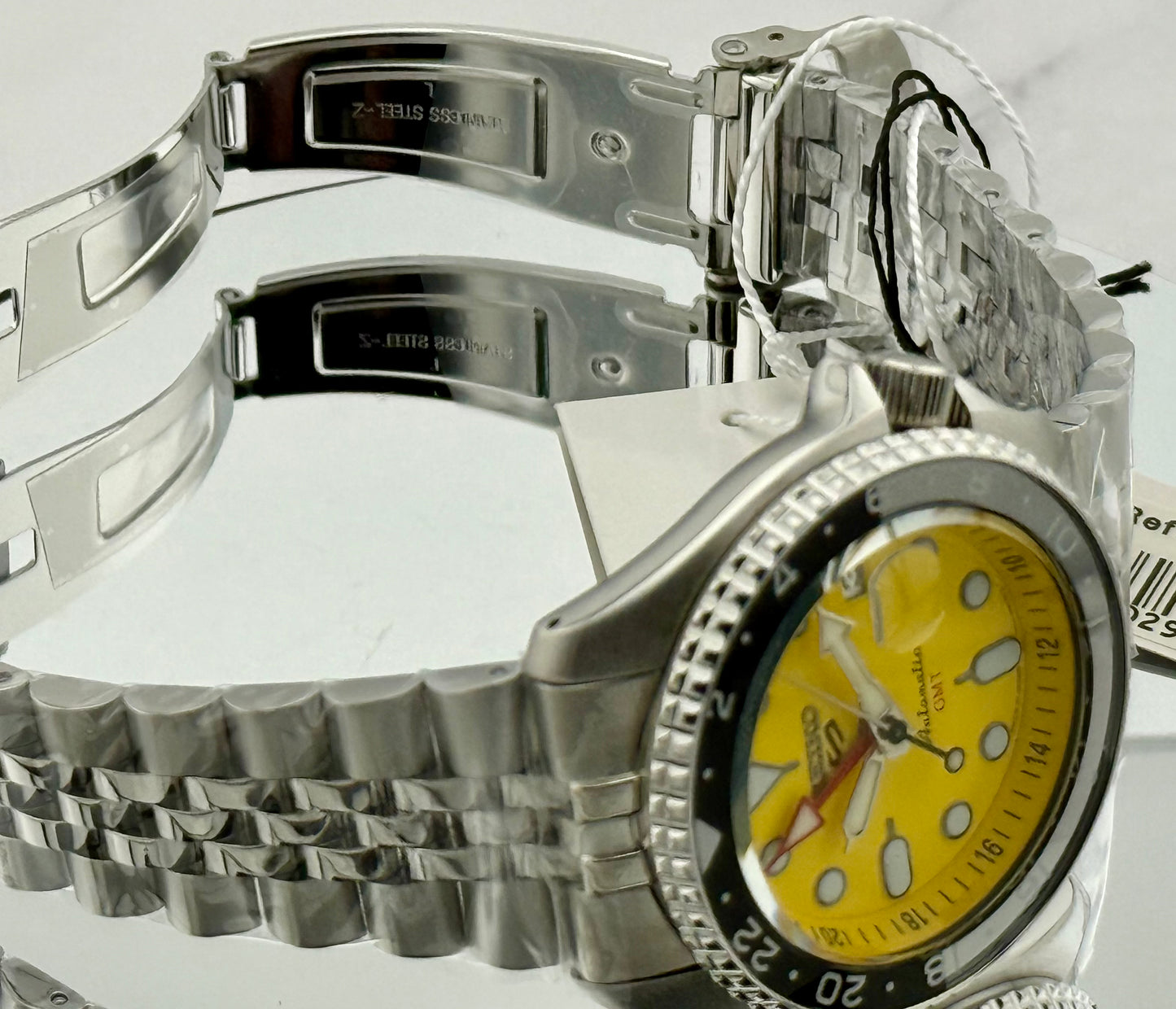 New Full-Set Seiko 5 Sports SKX GMT SSK017 Yellow Dial Bruce Wayne Bezel