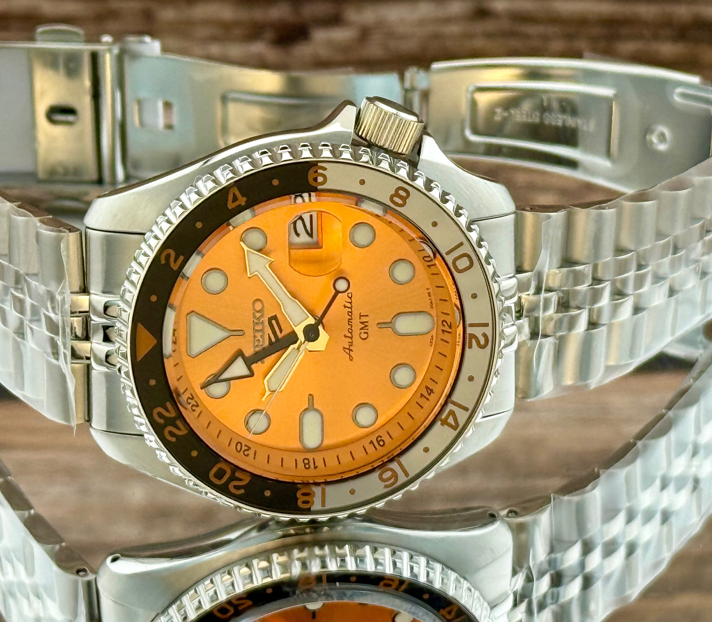 New Full-Set Seiko 5 Sports GMT A.K.A "Mikan Orange" Automatic Watch