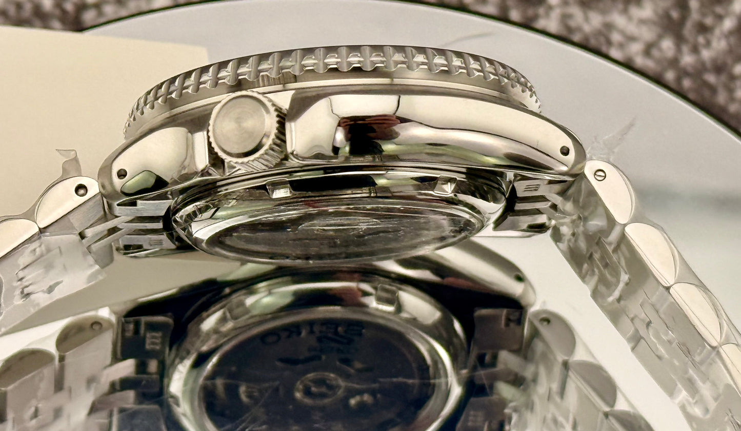 New Full-Set Seiko 5 Sports SSK033K1 42.5mm  “A.K.A White Cloud” Automatic GMT